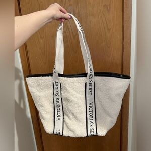 NWOT Victoria’s Secret Sherpa Tote Bag